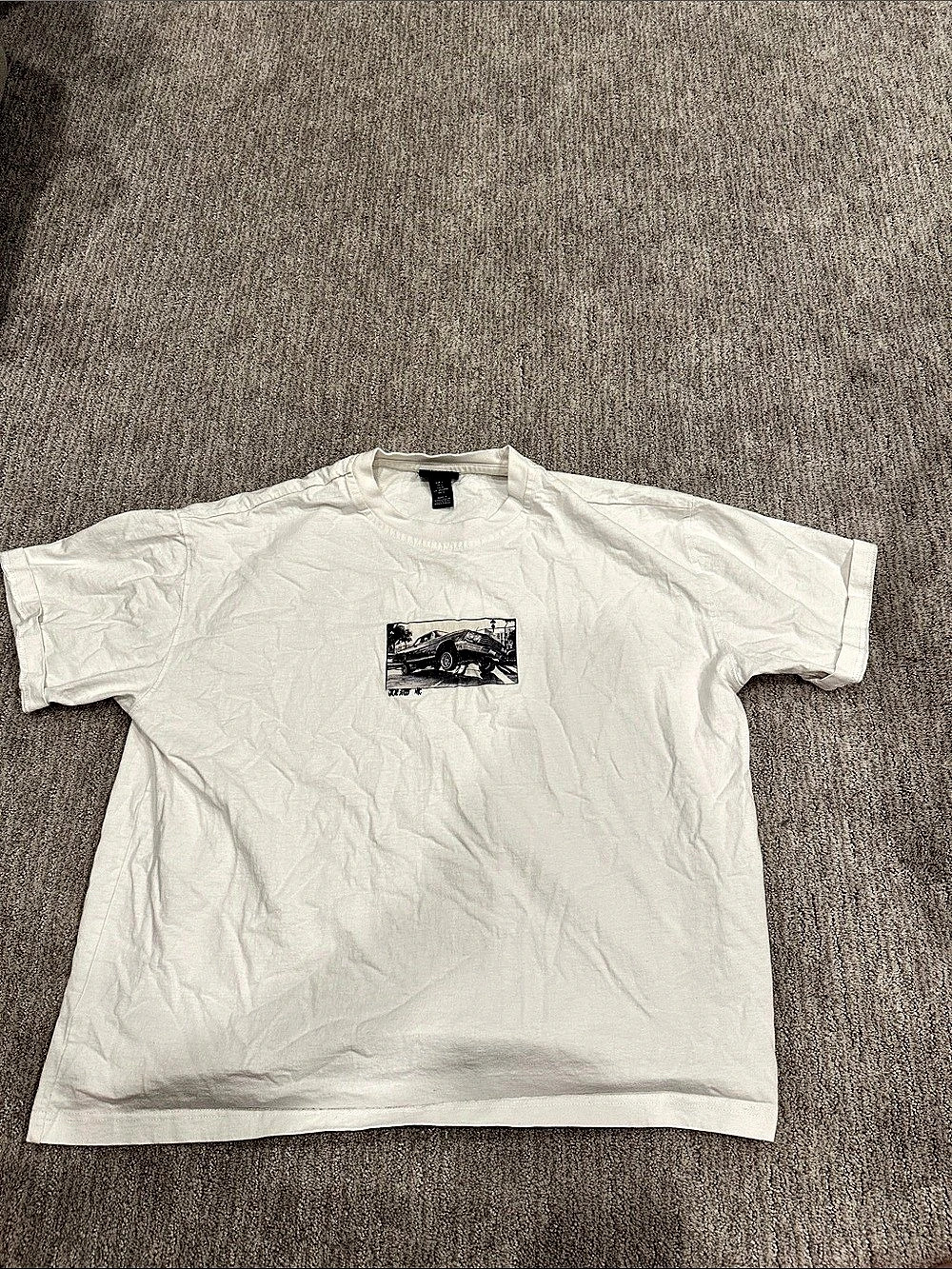 Urban Outfitters Graphic Short Sleeve Tee Size Large